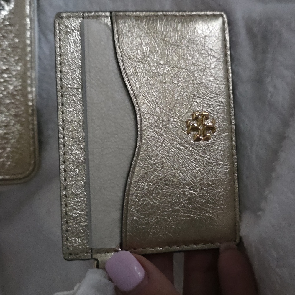 NWT Tory Burch Elegant White Gold Women's Clutch and Cardholder Set - Picture 2 of 8